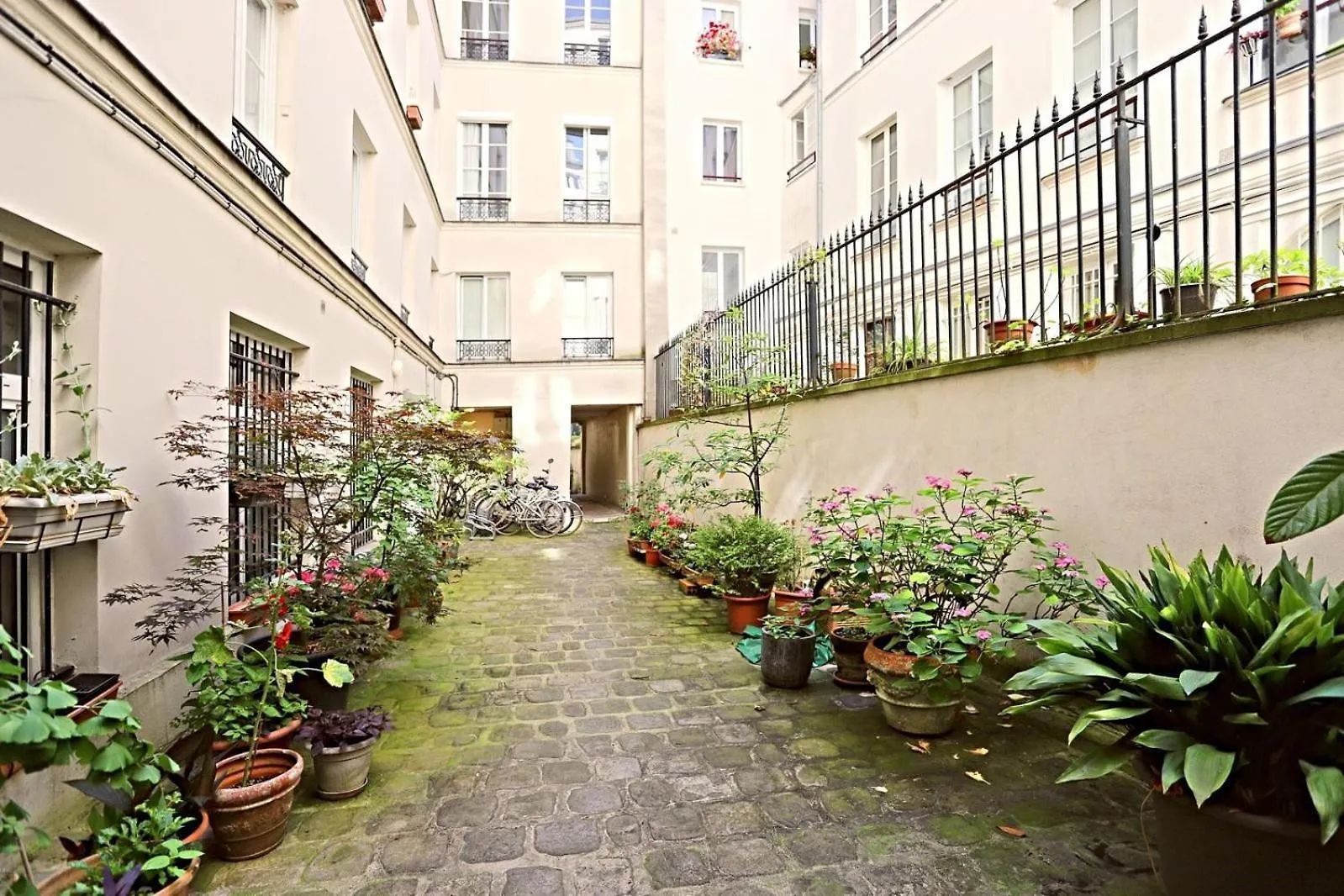 Appart Faubourg St Denis 4 Personnes 巴黎 公寓